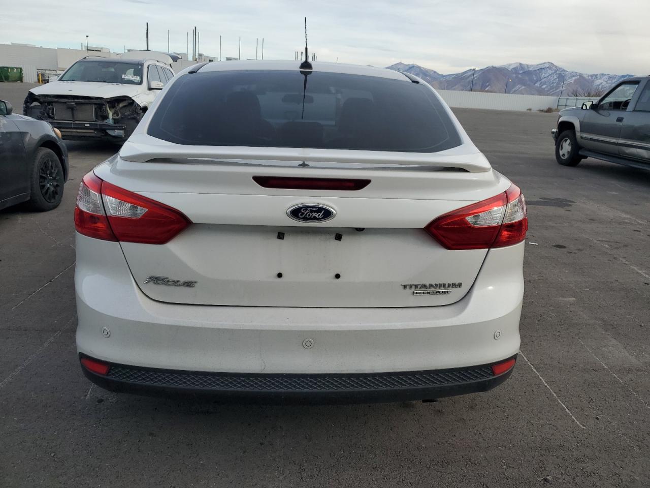 VIN 1FADP3J25EL138367 2014 FORD FOCUS no.6