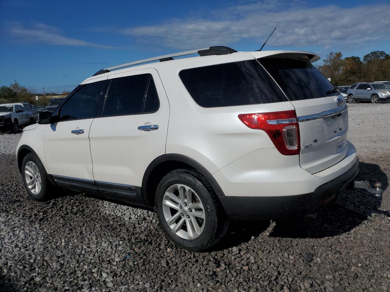 2013 Ford Explorer - Image 2