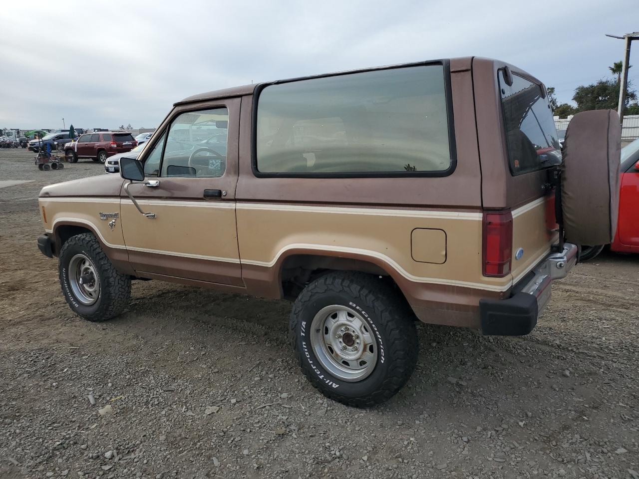 1984 Ford Bronco Ii VIN: 1FMCU14S9EUC27301 Lot: 82357364