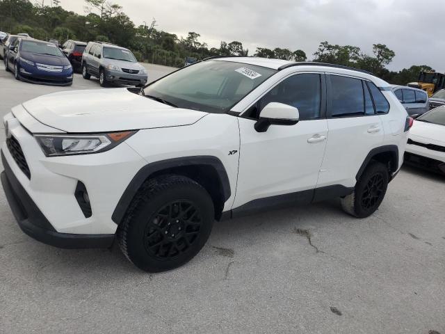 2021 Toyota Rav4 Xle за продажба в Fort Pierce, FL - Water/Flood