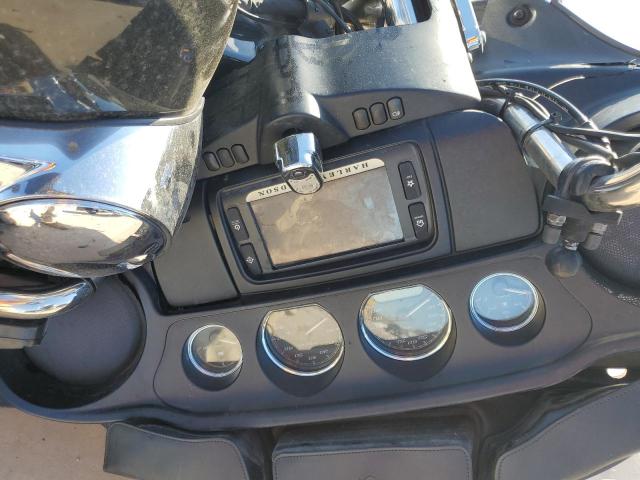  HARLEY-DAVIDSON FL 2017 Черный