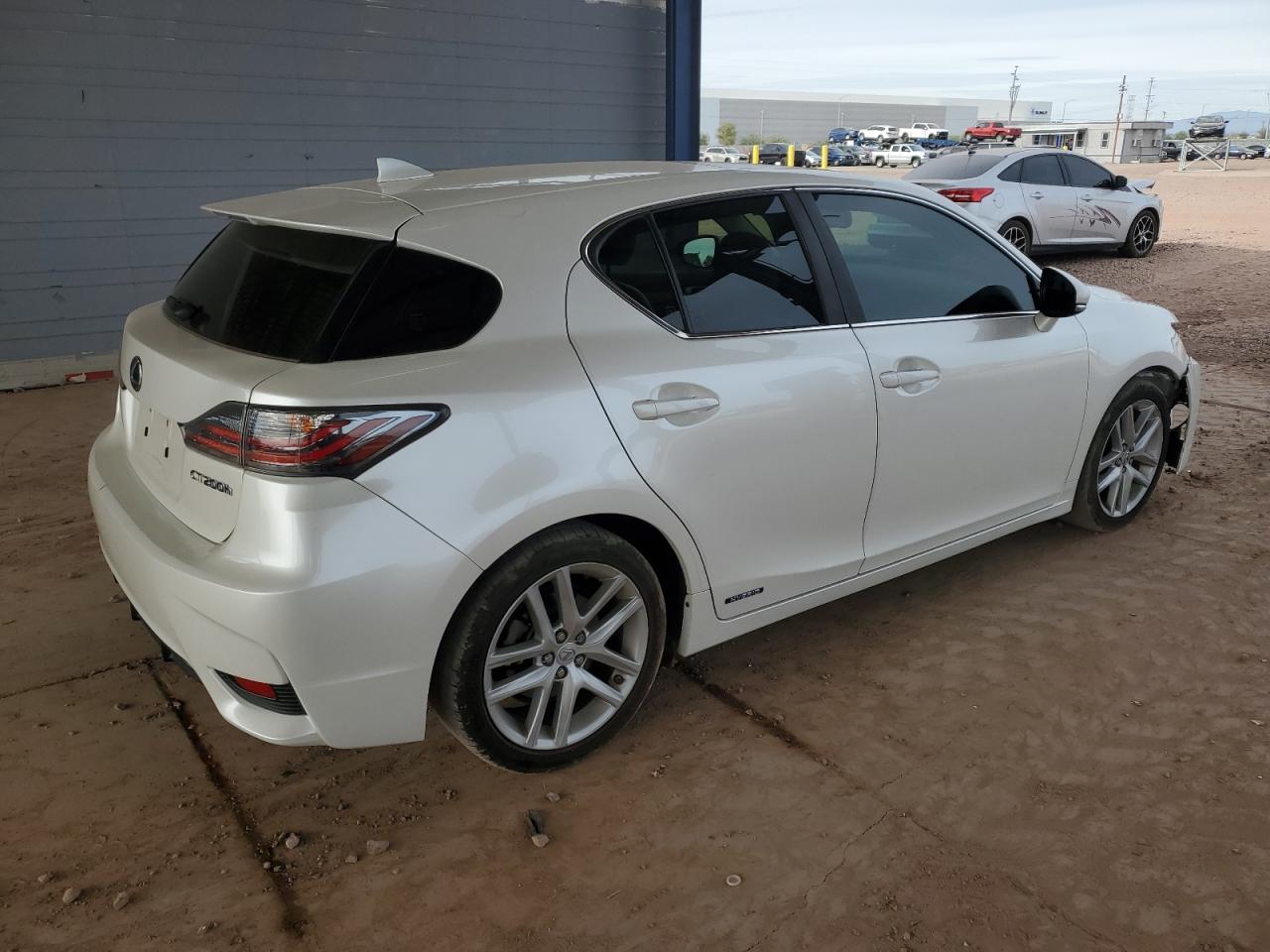 2017 Lexus CT - Image 3