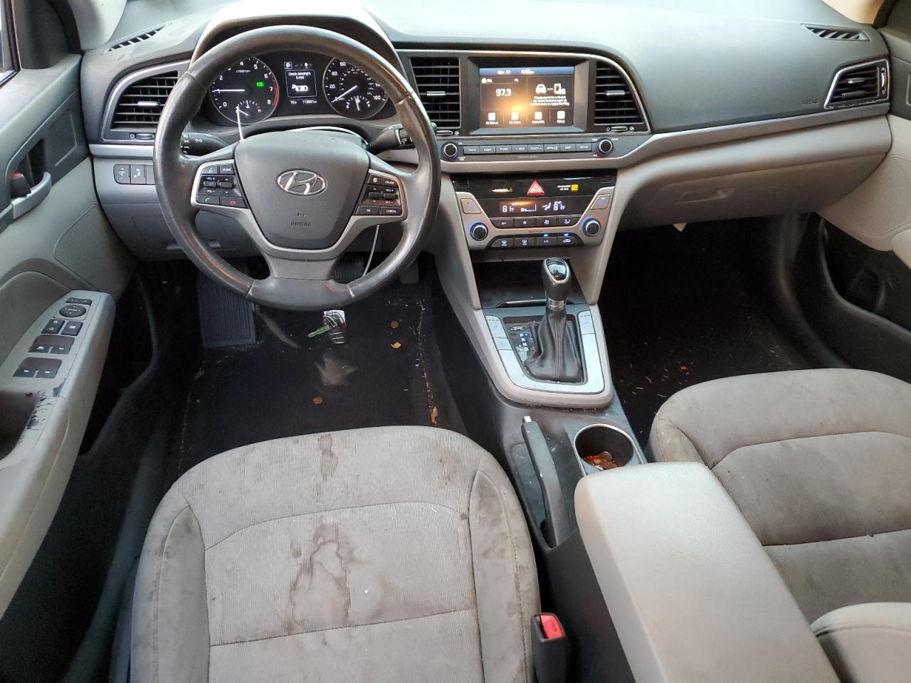 2018 Hyundai Elantra - Image 8