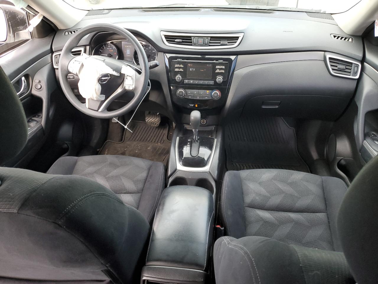 2015 Nissan Rogue - Image 8