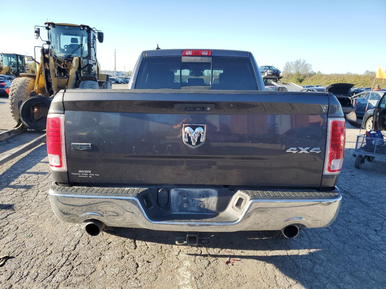 2016 RAM 1500 - Image 6