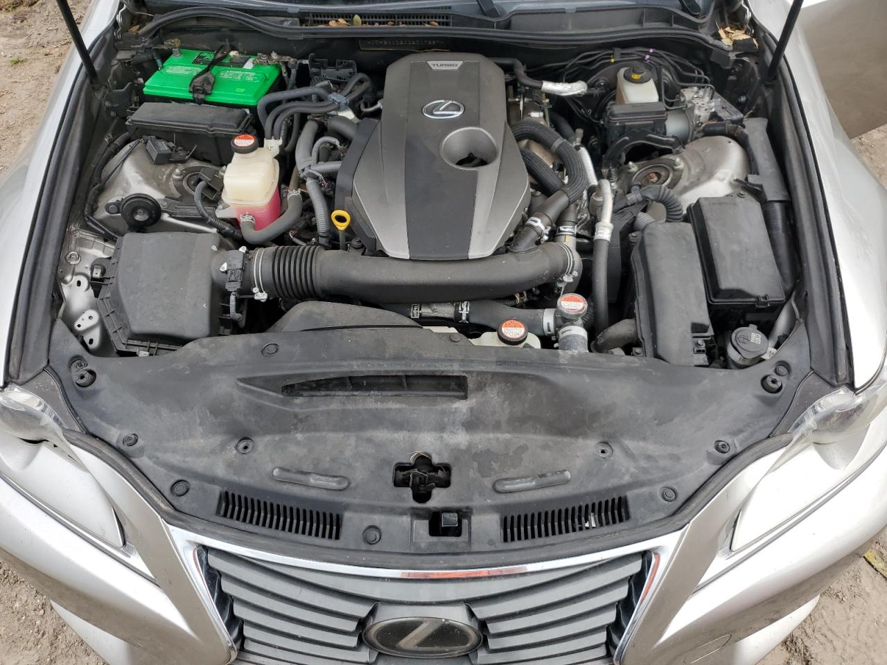 2016 Lexus IS - Image 11