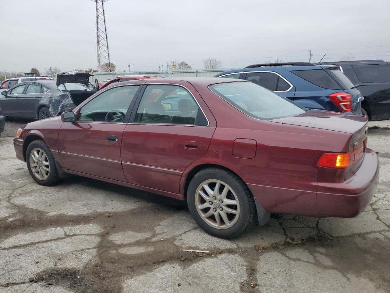2000 Toyota Camry - Image 2