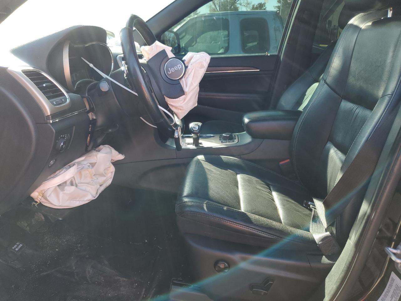 2015 Jeep Grand Cherokee - Image 7