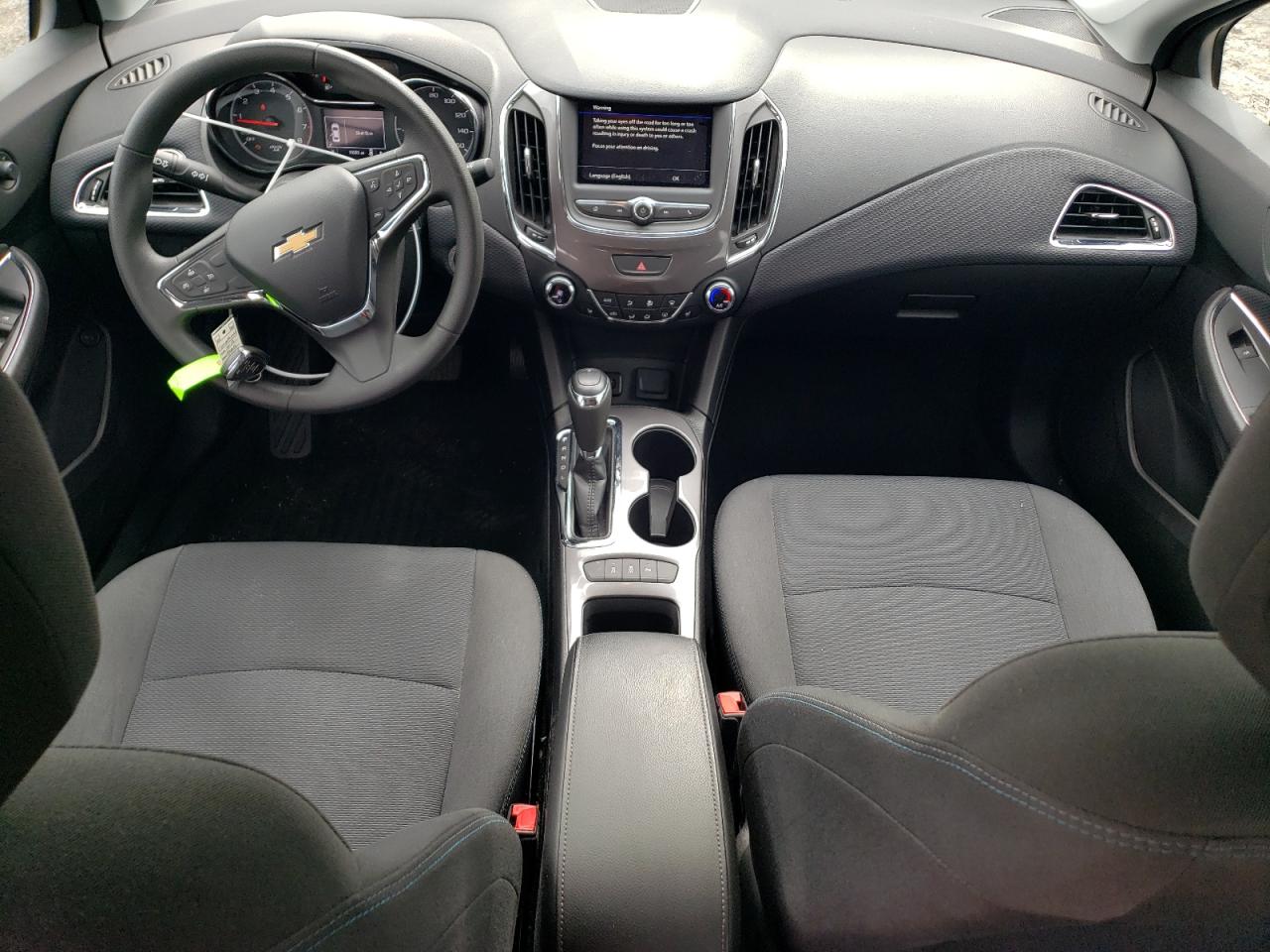 2019 Chevrolet Cruze - Image 8