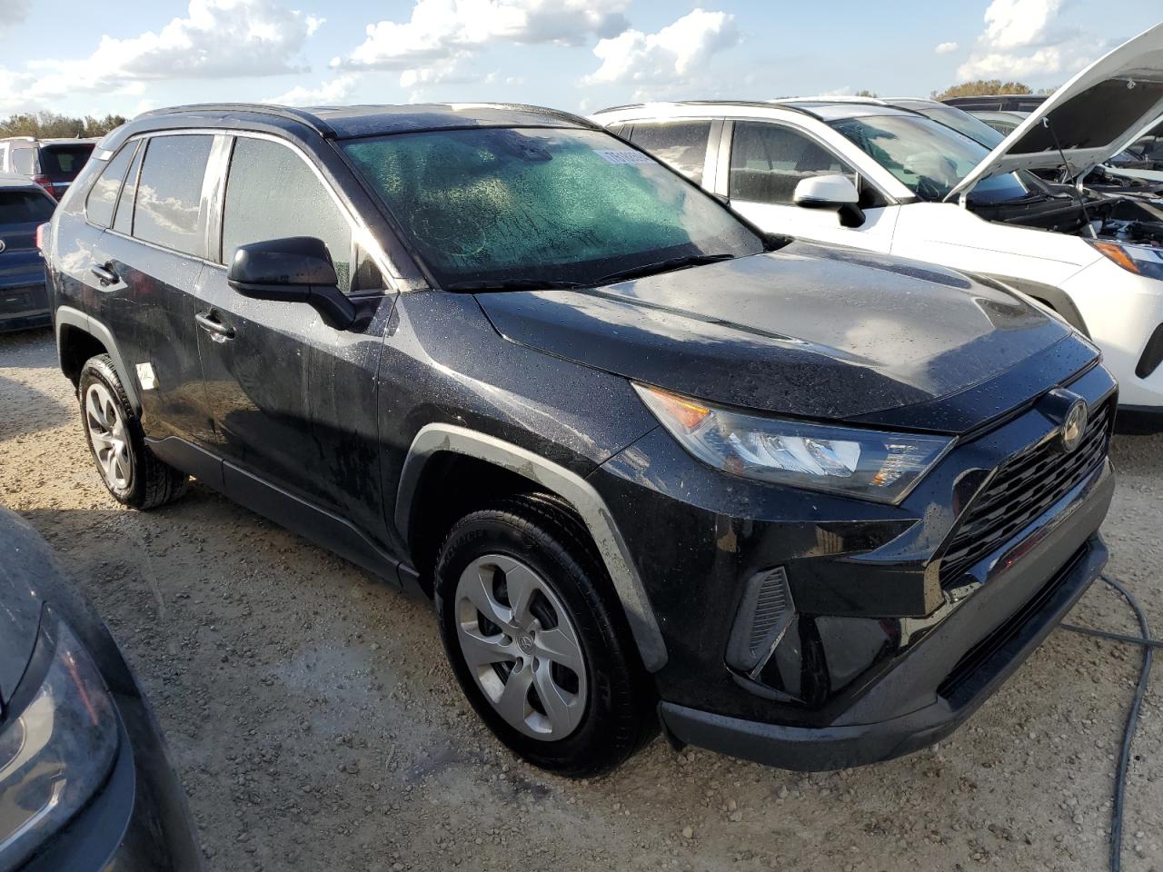 2019 Toyota RAV 4 - Image 4