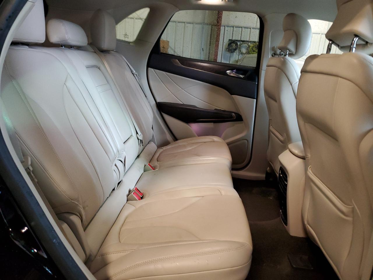 2019 Lincoln MKC - Image 11