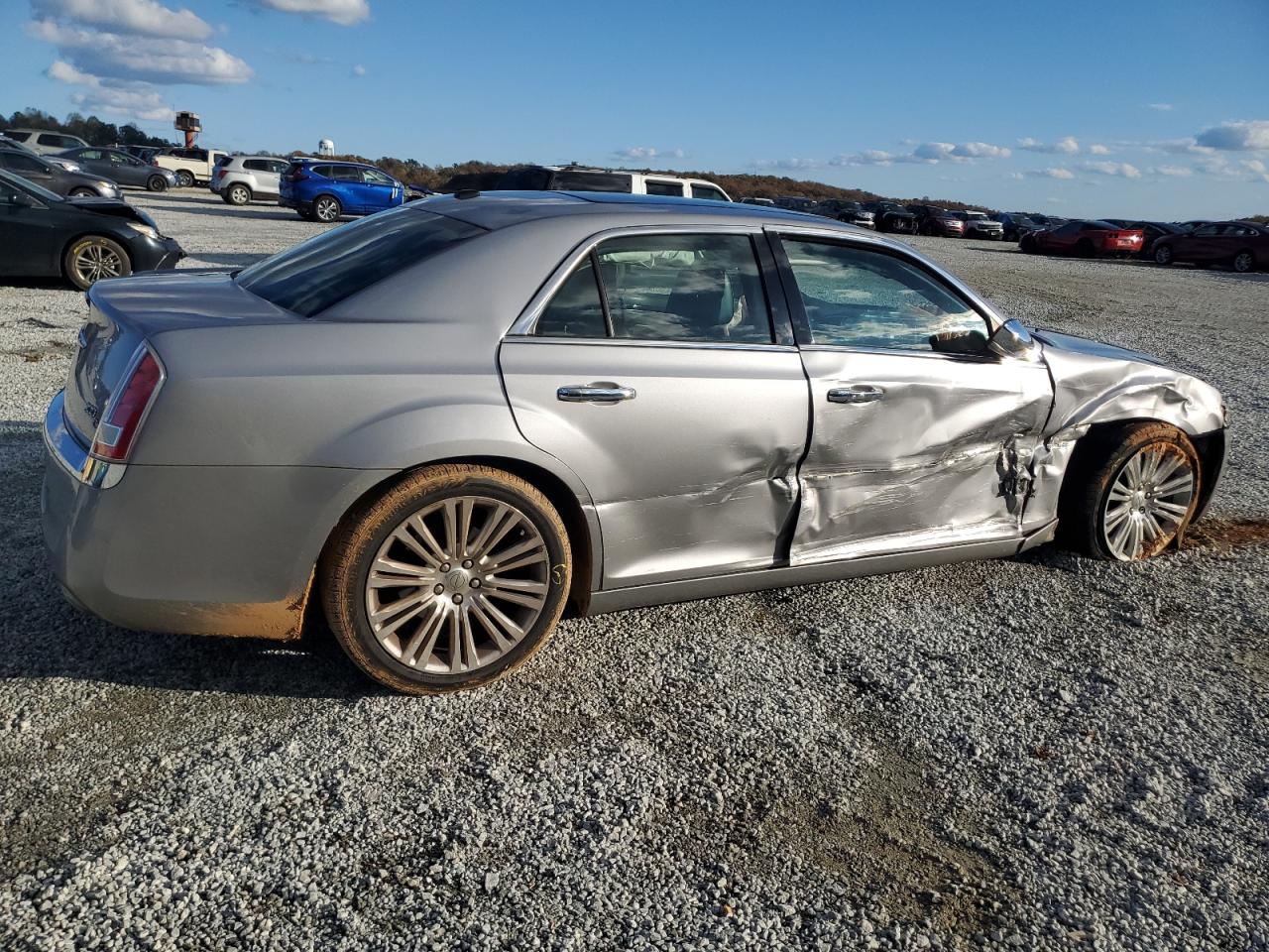 2013 Chrysler 300 - Image 3