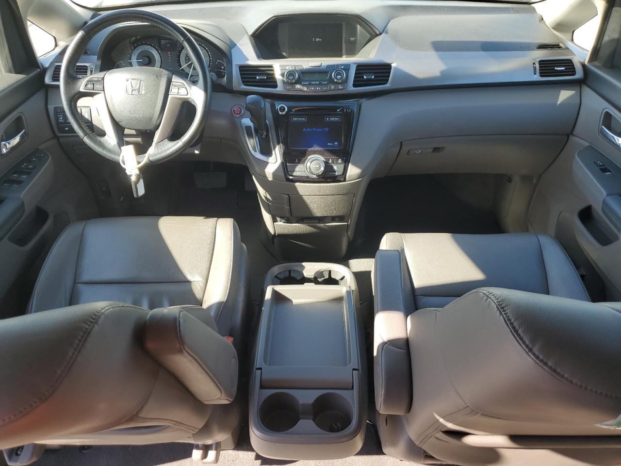 2015 Honda Odyssey - Image 8