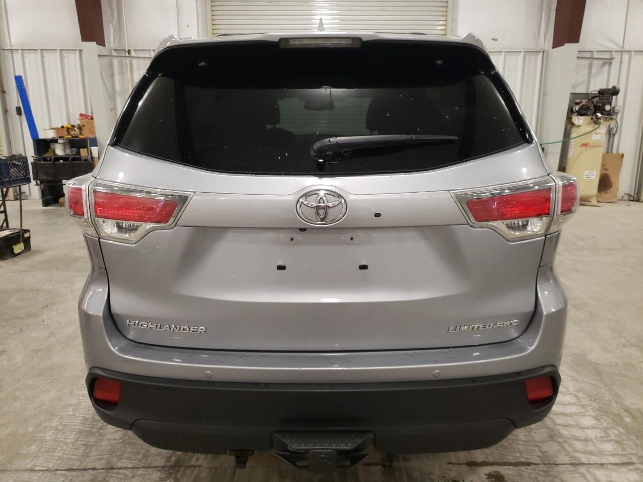 2015 Toyota Highlander Limited VIN: 5TDDKRFH8FS215502 Lot: 81680274