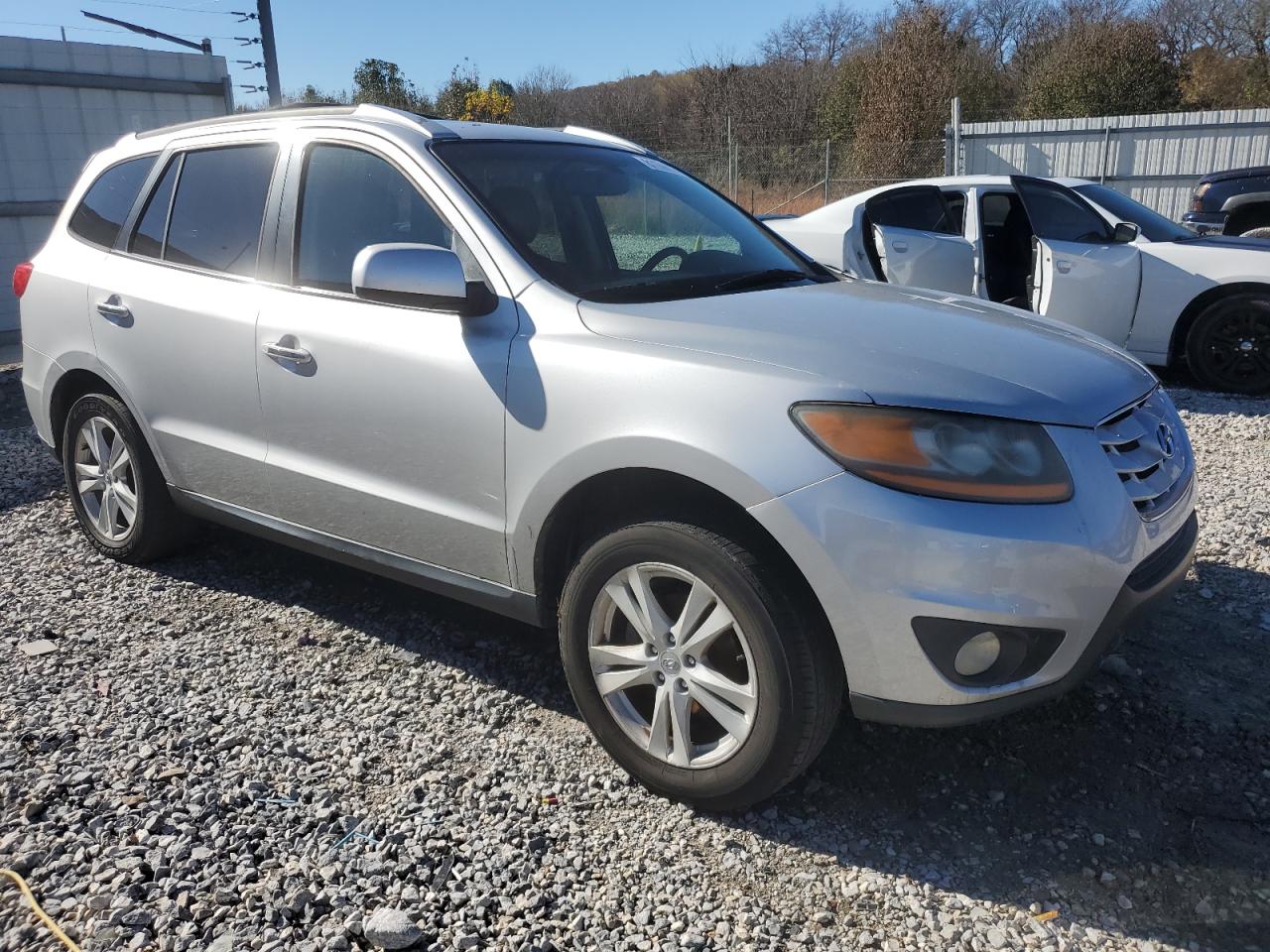 2011 Hyundai Santa Fe - Image 4