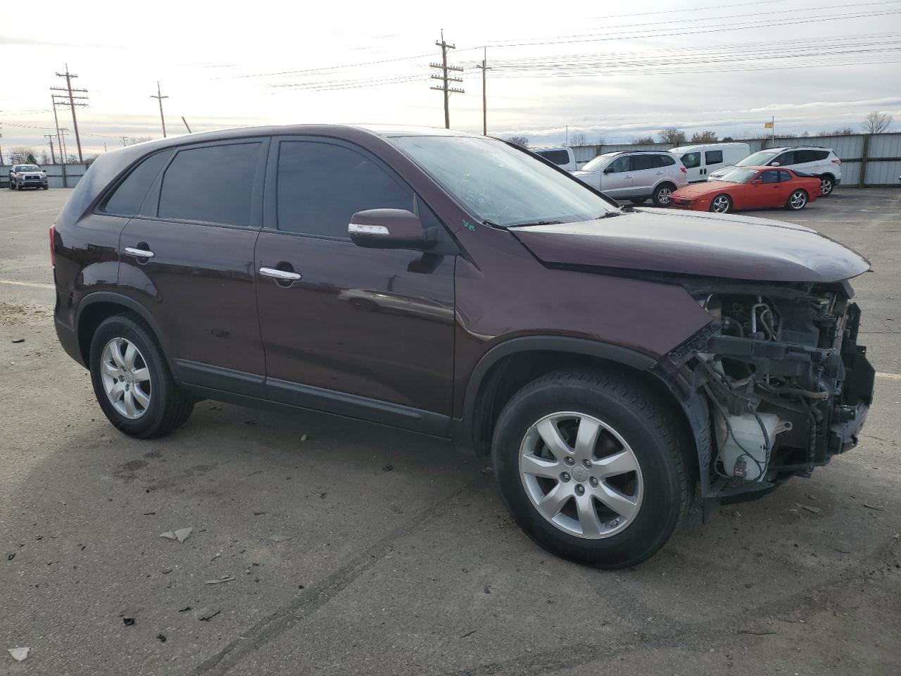 VIN 5XYKT4A13DG358739 2013 KIA SORENTO no.4