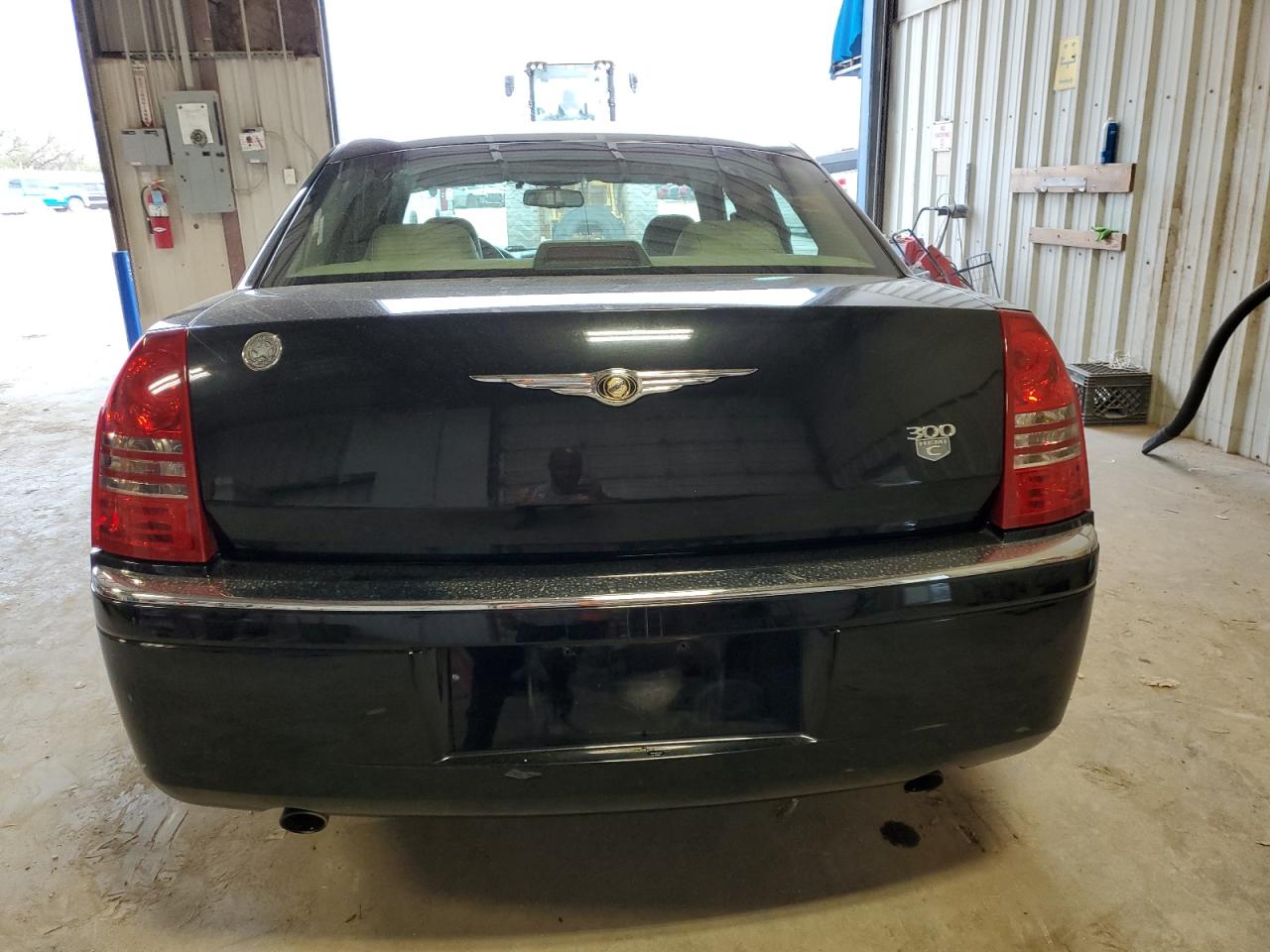 2006 Chrysler 300C VIN: 2C3KA63H36H365582 Lot: 79912344