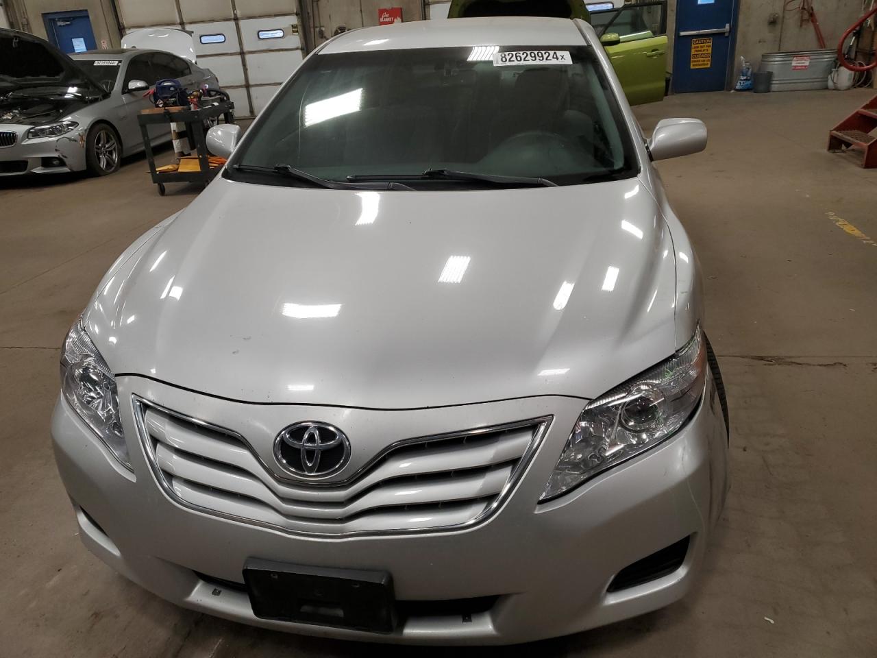 2010 Toyota Camry - Image 5