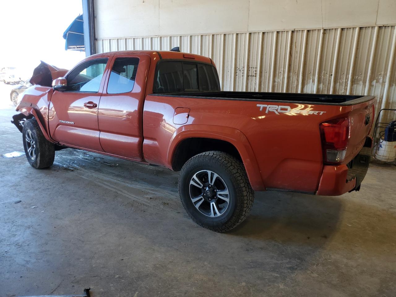 VIN 5TFRZ5CN6GX015007 2016 TOYOTA TACOMA no.2