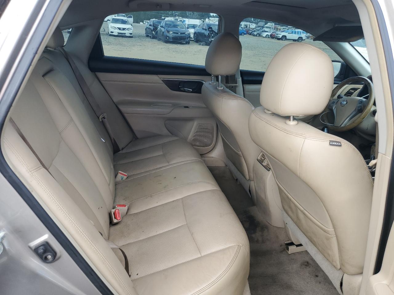 2013 Nissan Altima - Image 10