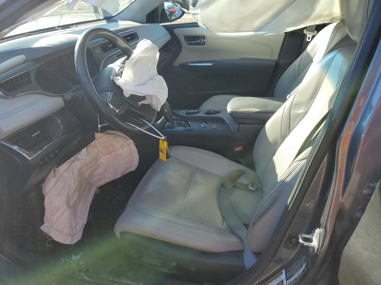 2015 Toyota Avalon - Image 7