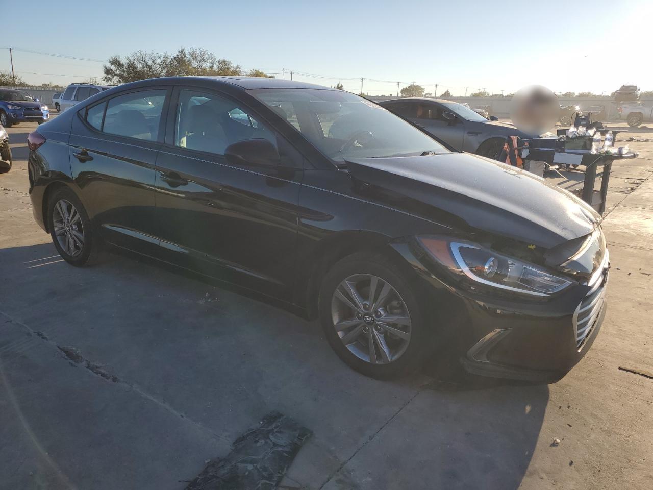 2018 Hyundai Elantra - Image 4