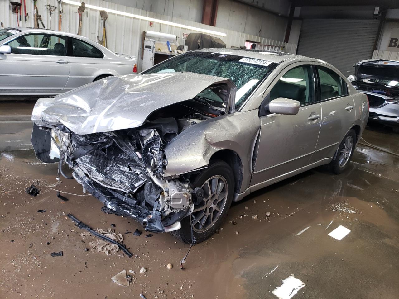 2005 Mitsubishi Galant - Image 1