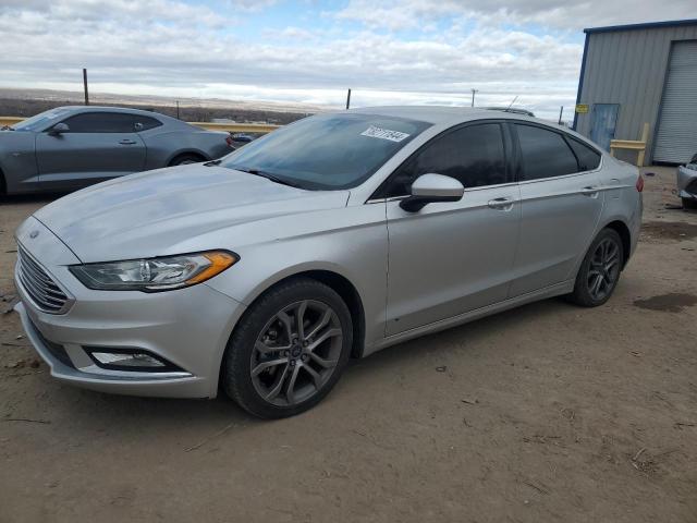 Sedans FORD FUSION 2017 Srebrny