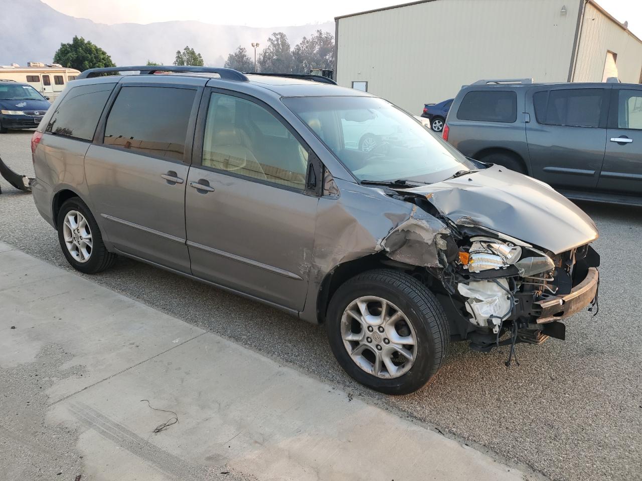 2005 Toyota Sienna - Image 4