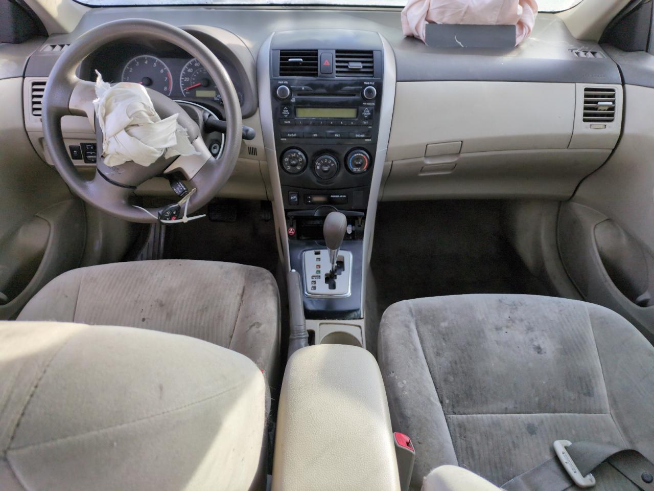 2010 Toyota Corolla - Image 8