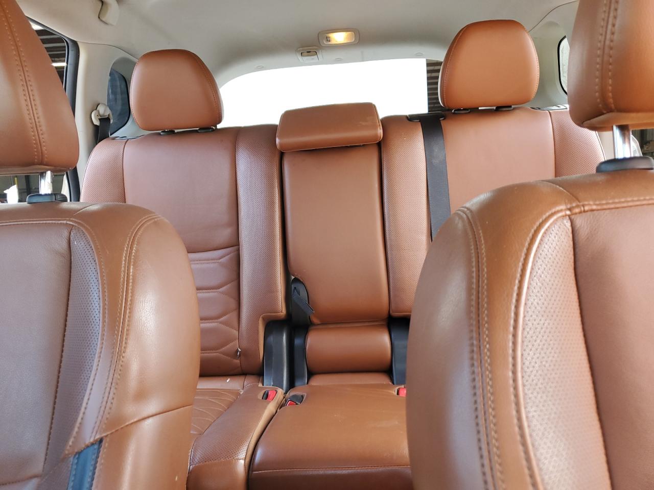 2017 Nissan Rogue - Image 10
