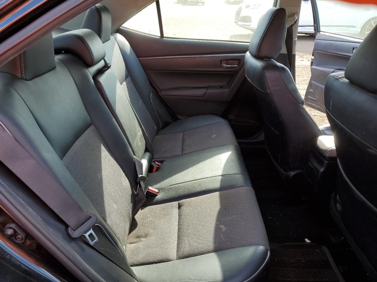 2015 Toyota Corolla - Image 10