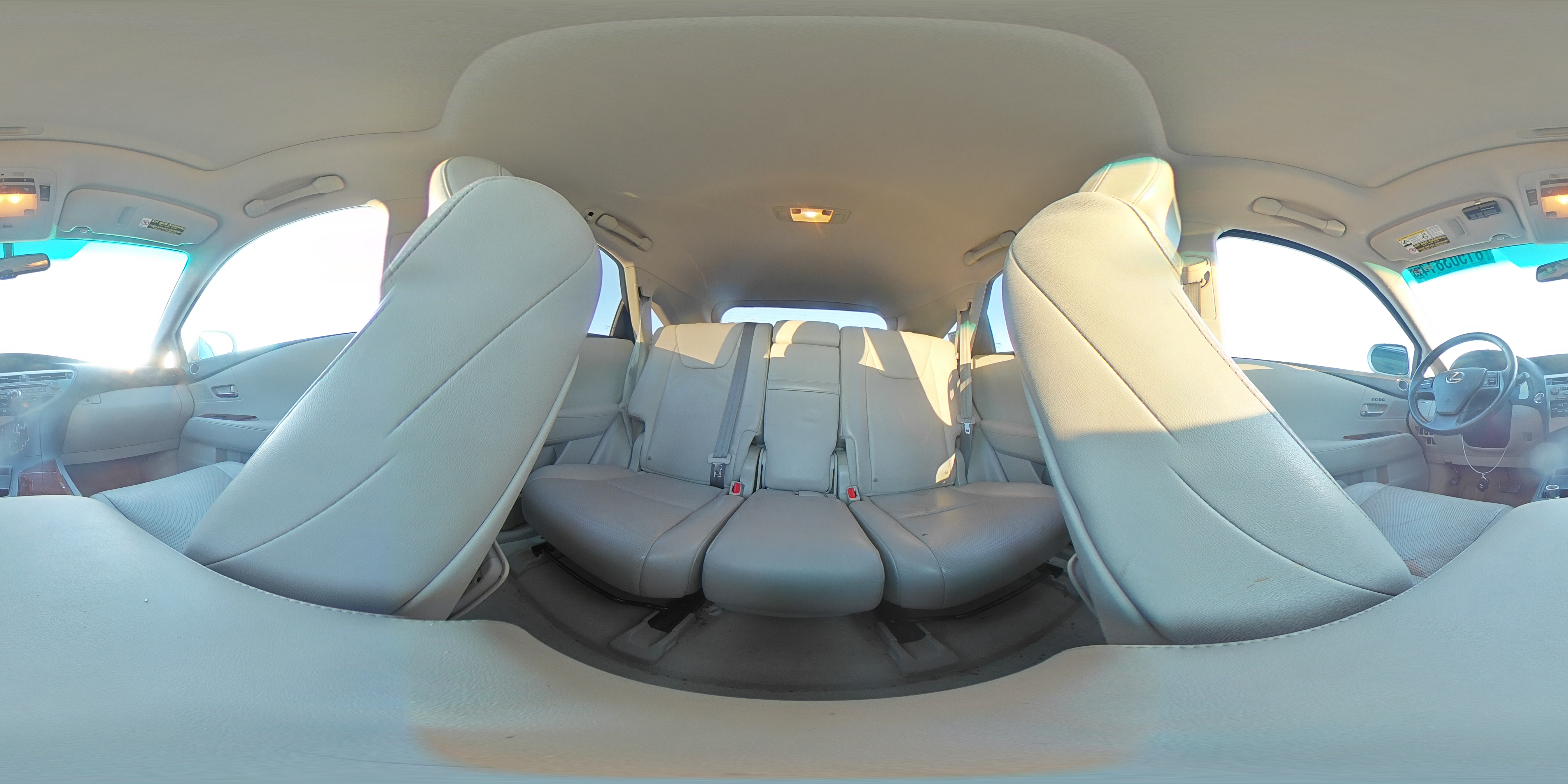 2011 Lexus RX - Image 13