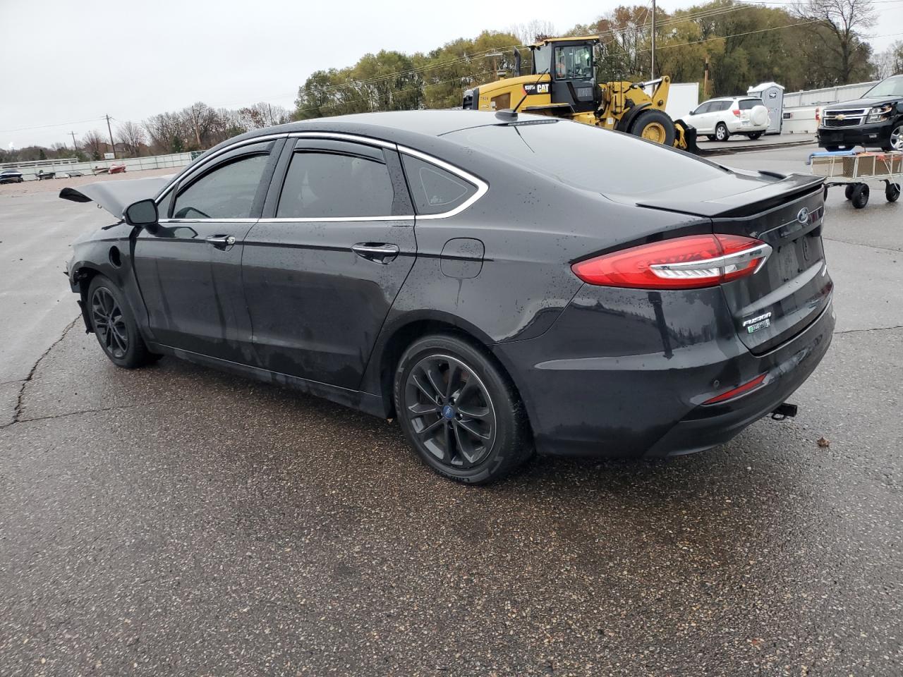 2019 Ford Fusion - Image 2