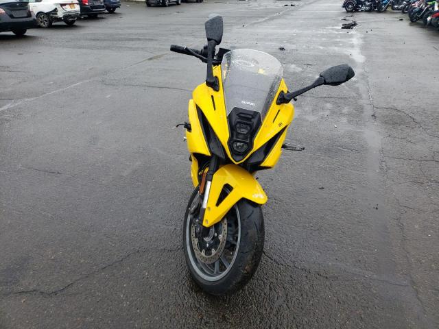 2024 SUZUKI GSX800 F