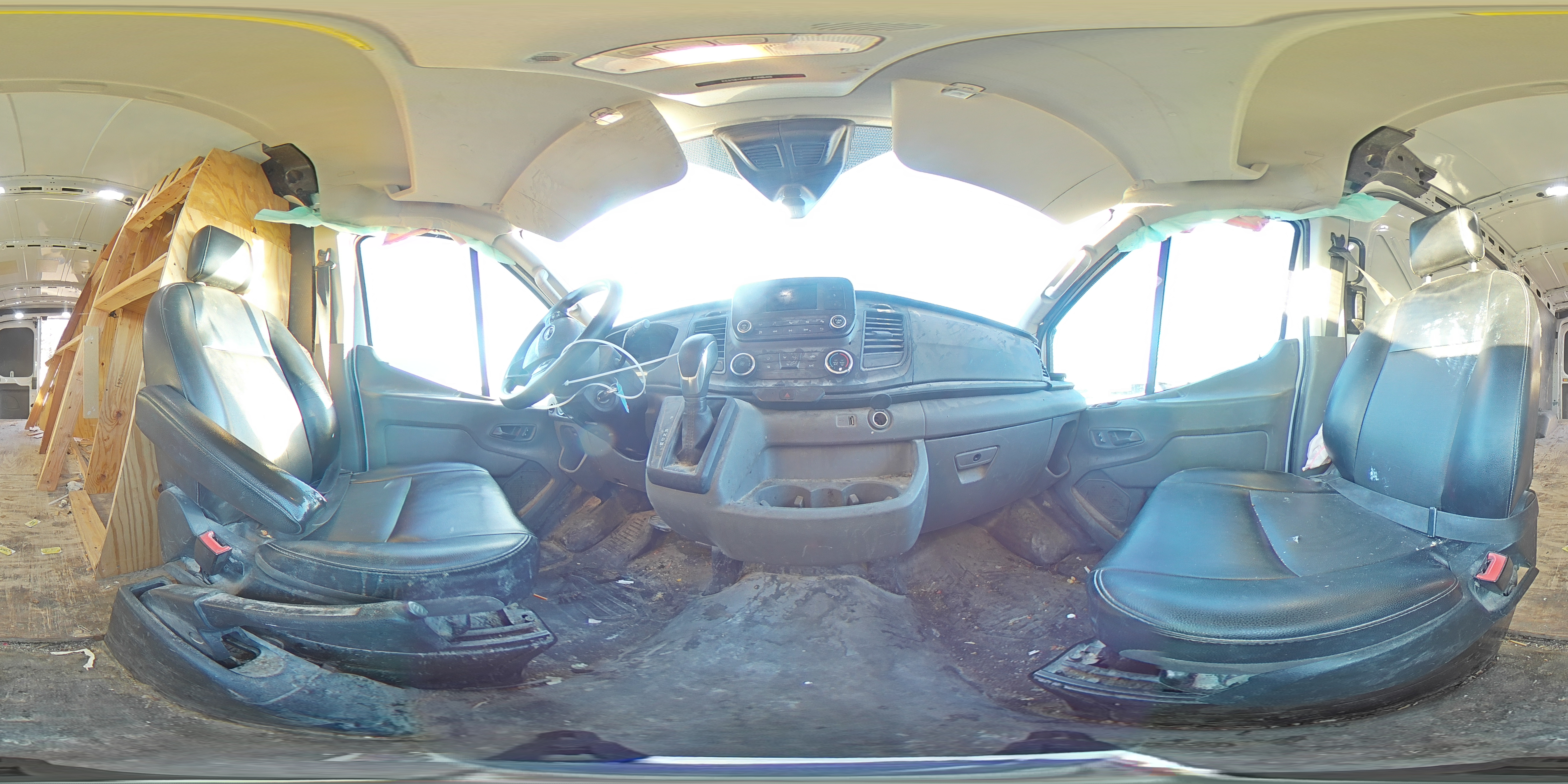 2020 Ford Transit - Image 13