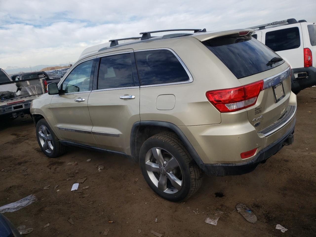 2011 Jeep Grand Cherokee - Image 2