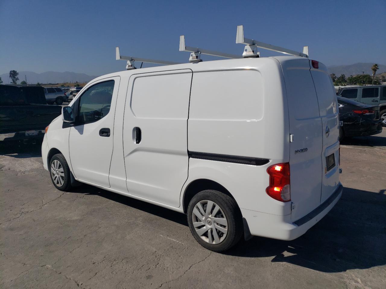 2017 Nissan NV - Image 2
