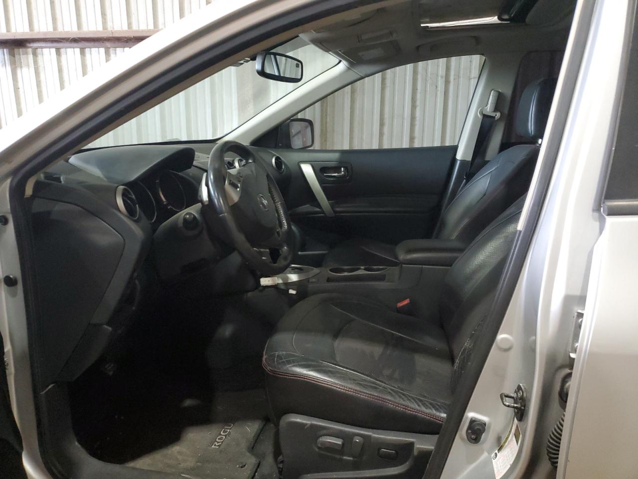 2010 Nissan Rogue - Image 7