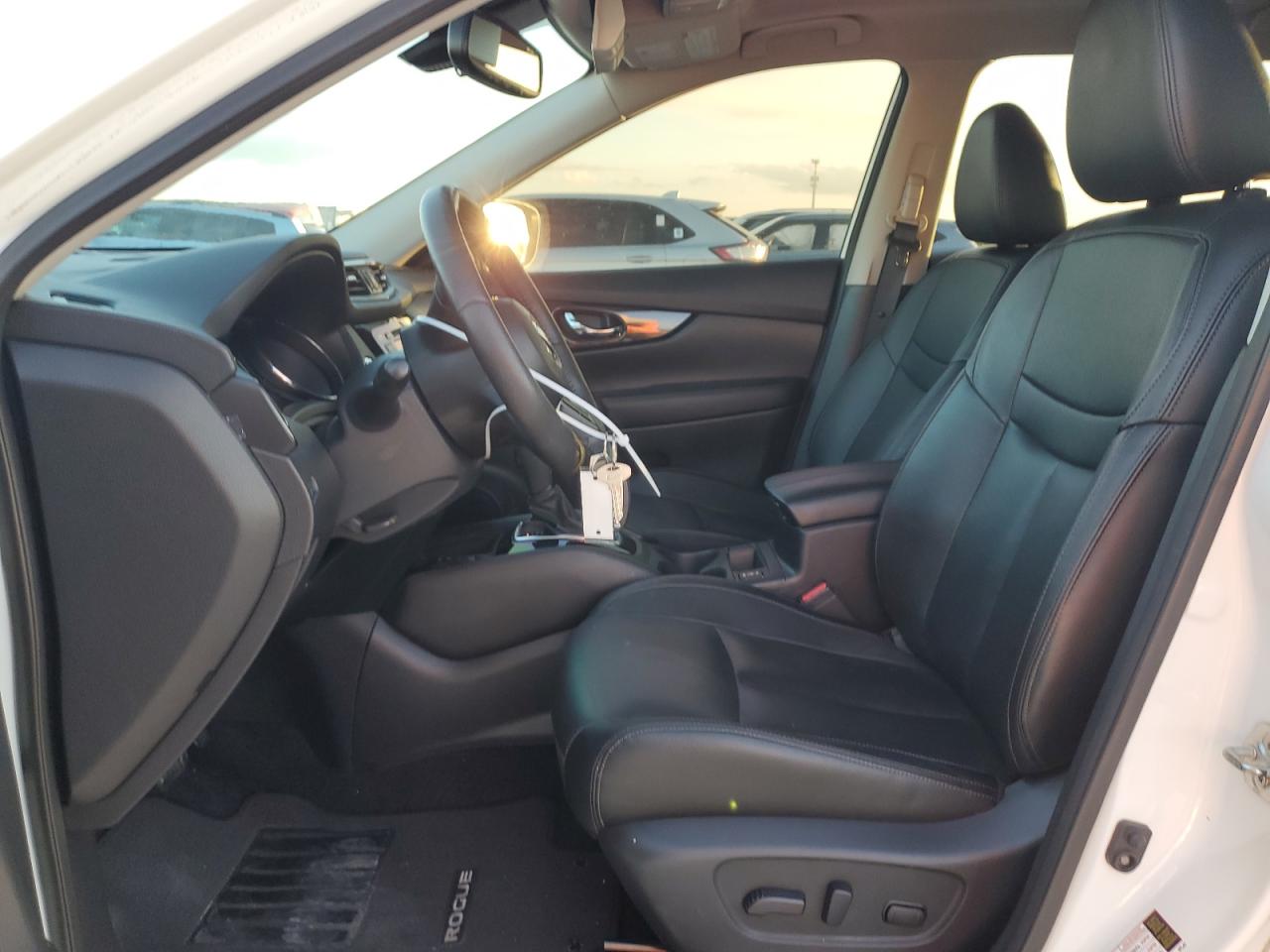 2019 Nissan Rogue - Image 7