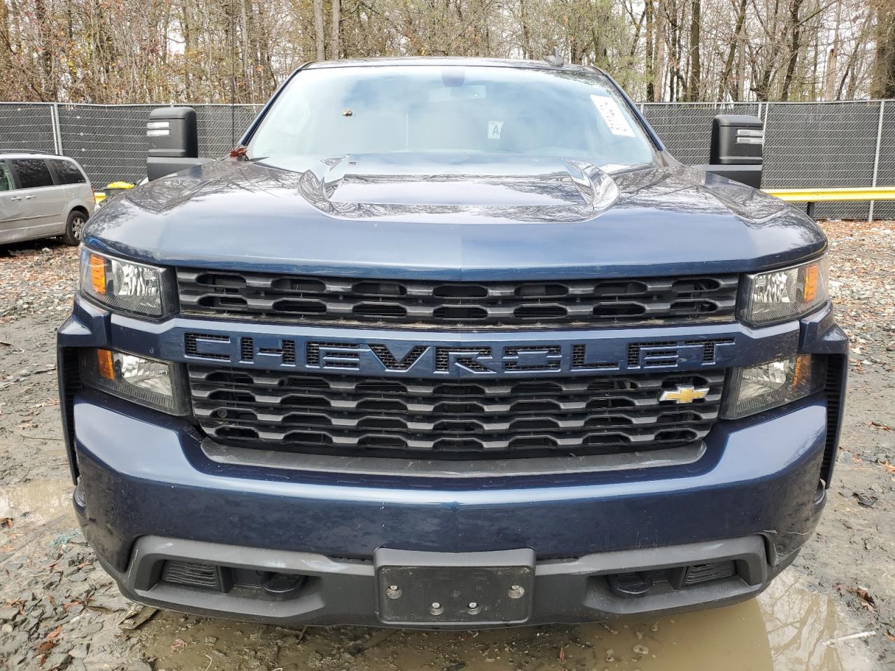 2019 Chevrolet Silverado - Image 5