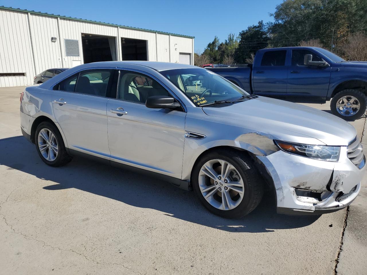 2018 Ford Taurus - Image 4