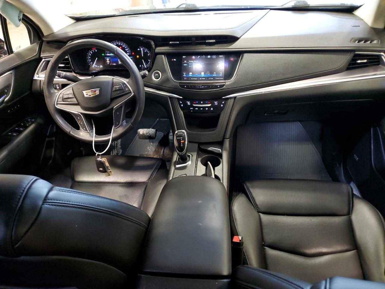 2018 Cadillac XT5 - Image 8