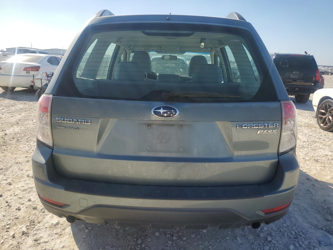 2010 Subaru Forester Xs VIN: JF2SH6BCXAH806945 Lot: 79258334