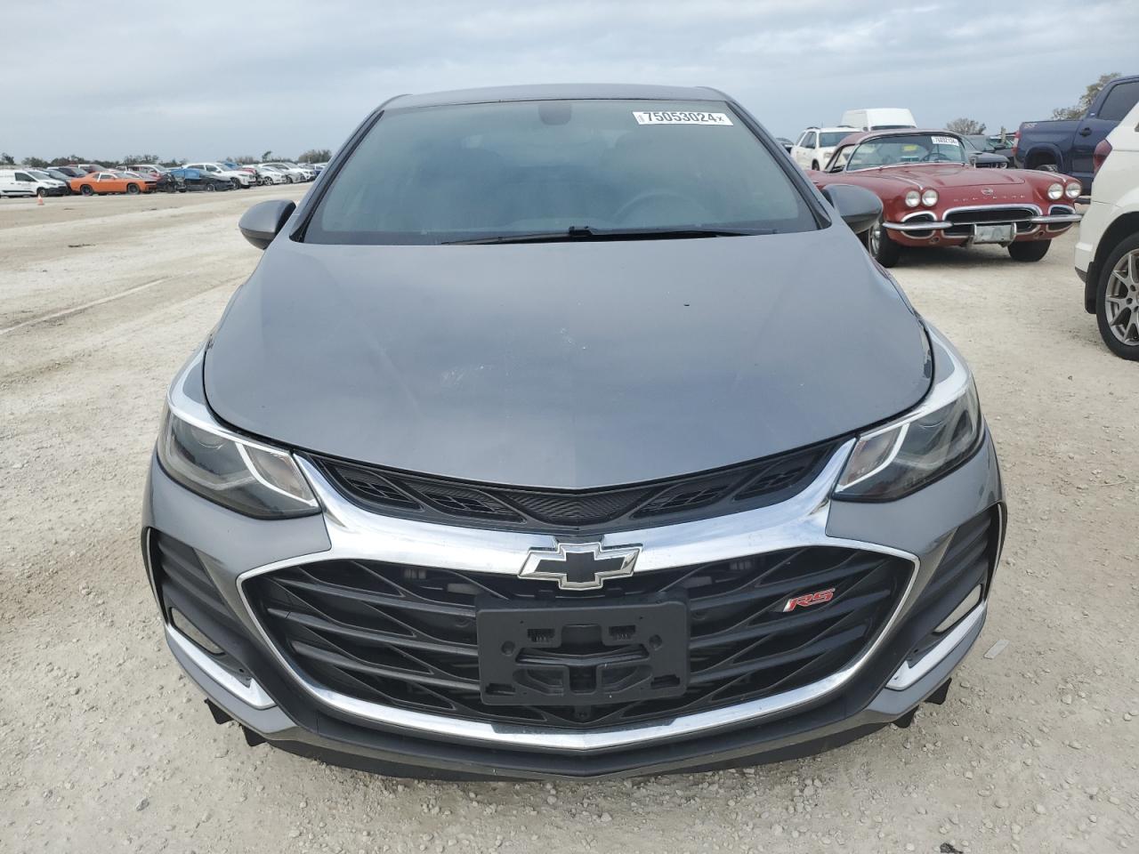 2019 Chevrolet Cruze - Image 5