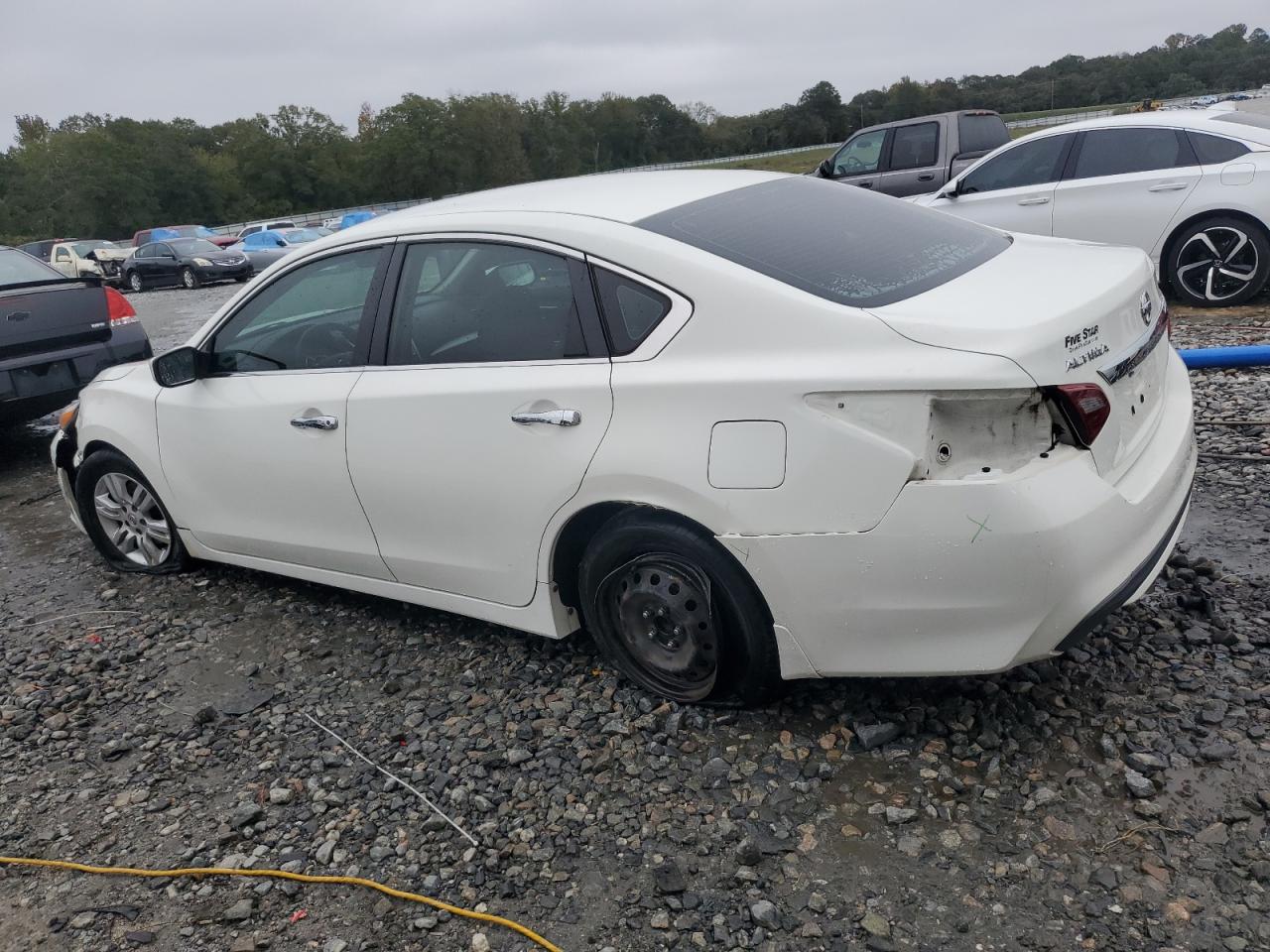 2018 Nissan Altima - Image 2