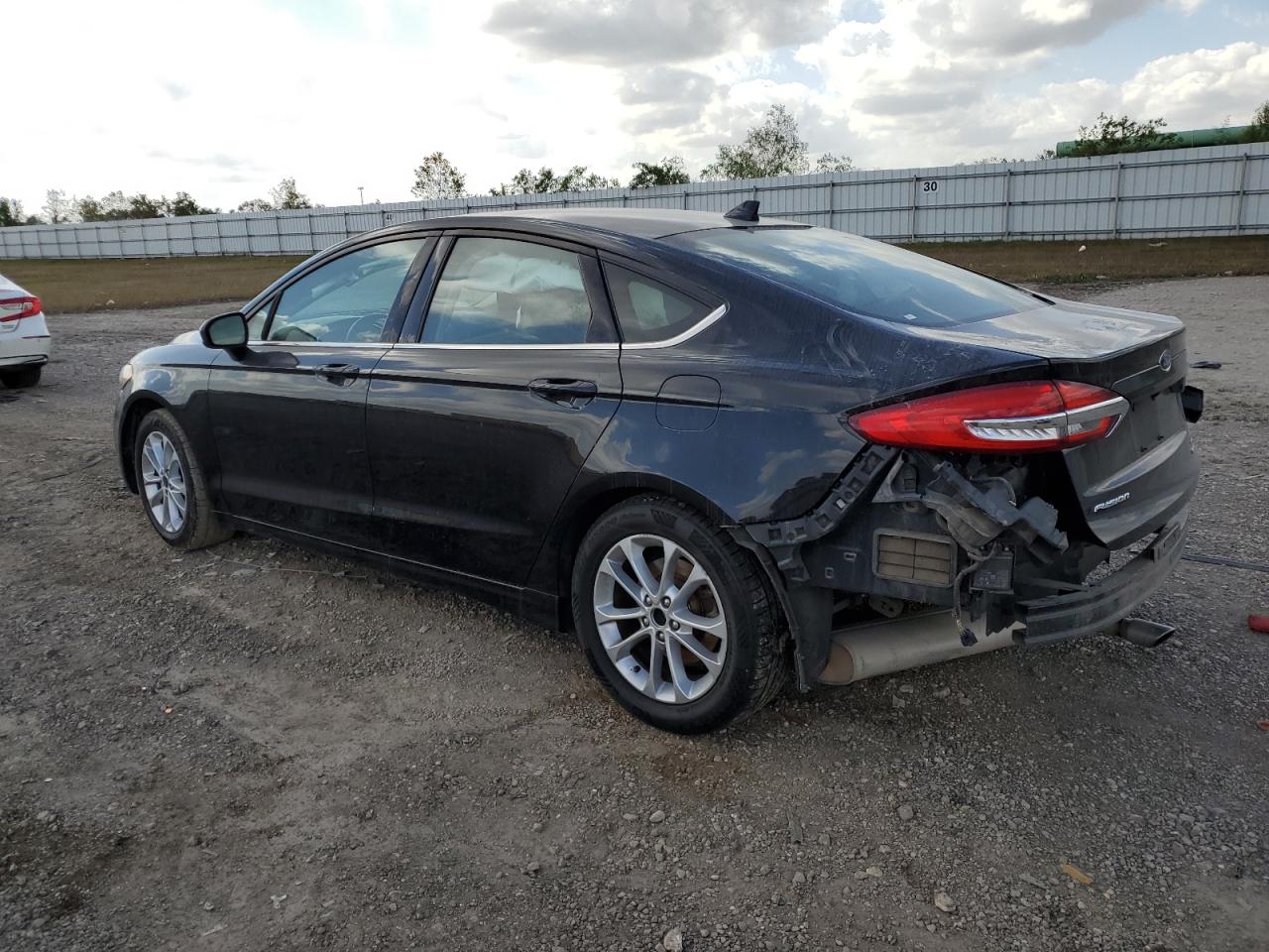 2020 Ford Fusion - Image 2