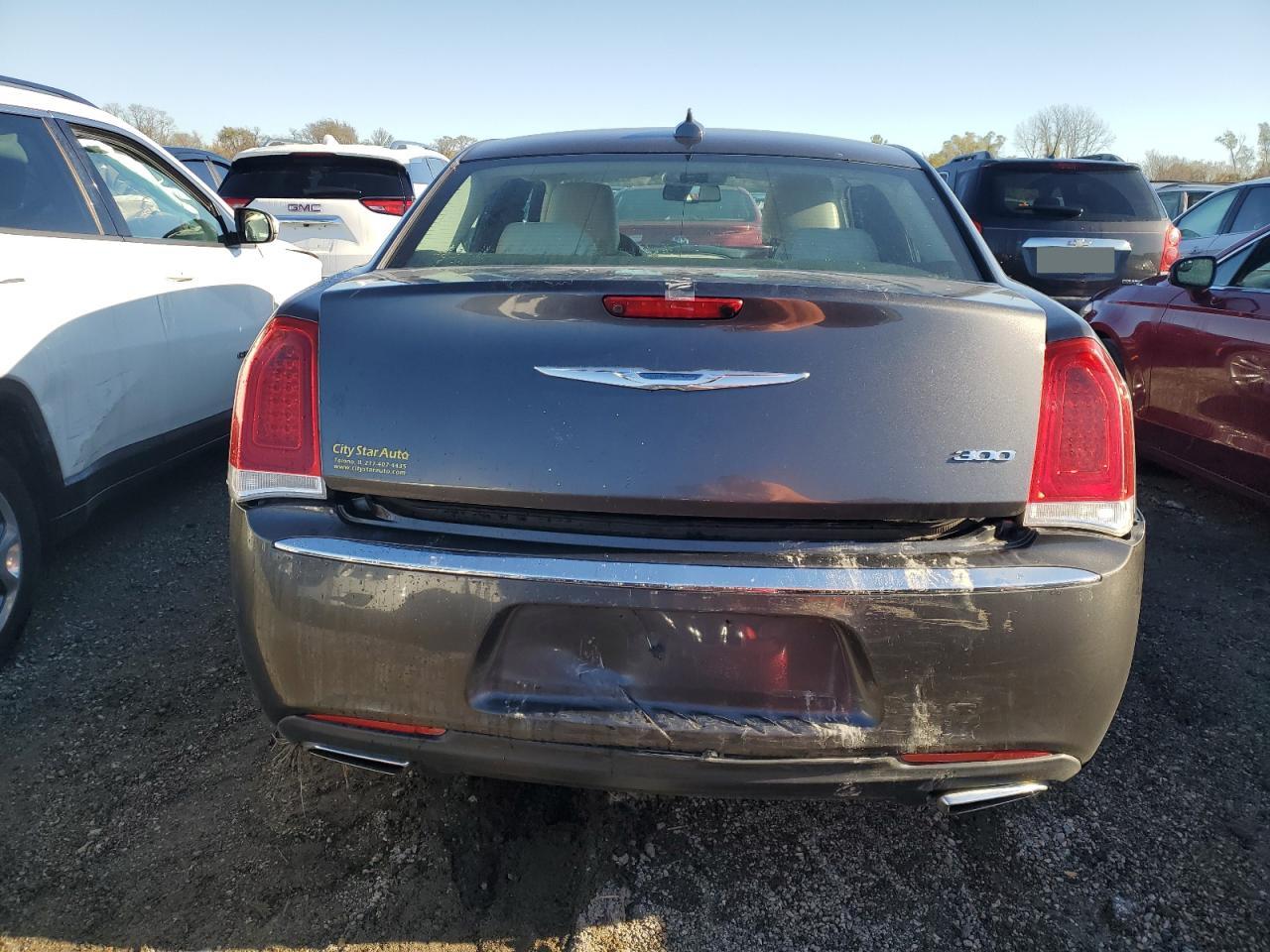 2018 Chrysler 300 Limited VIN: 2C3CCAEG2JH167865 Lot: 79250124