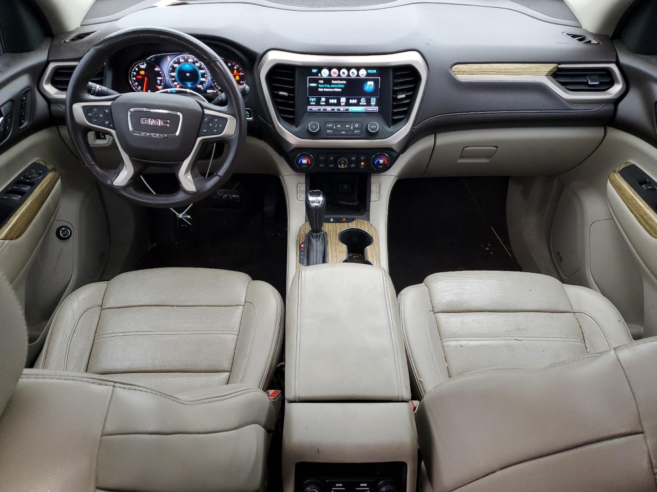 2017 GMC Acadia - Image 8