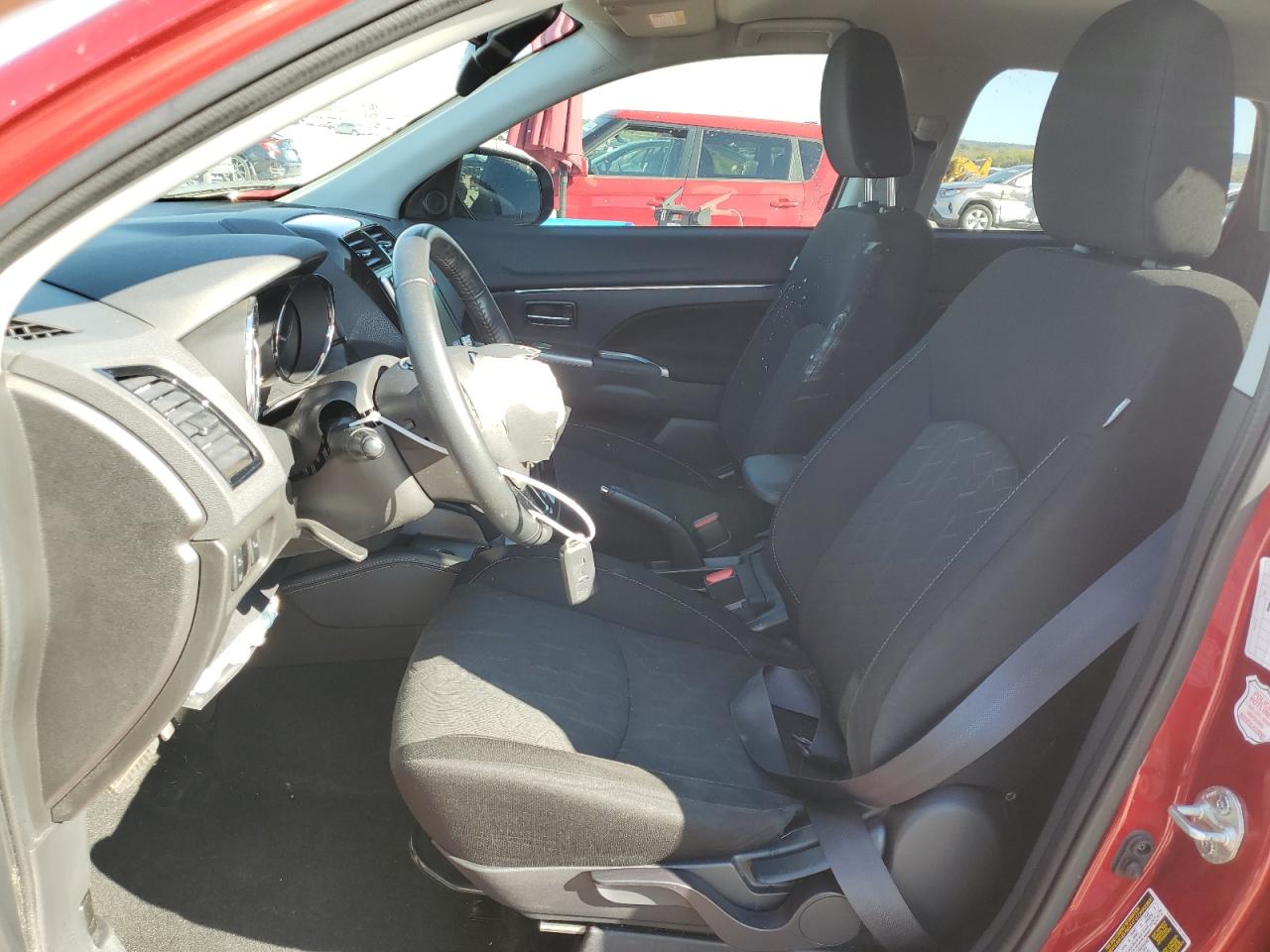 2021 Mitsubishi Outlander - Image 7